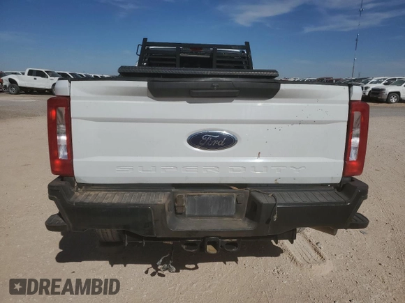 2023 Ford F-250 XL with VIN 1FT7X2BA9PED99760, listed as a Copart auction lot 47623875 with 36,082 mi miles and Salvage title. Bid and sale history available at DreamBid. Image 6.