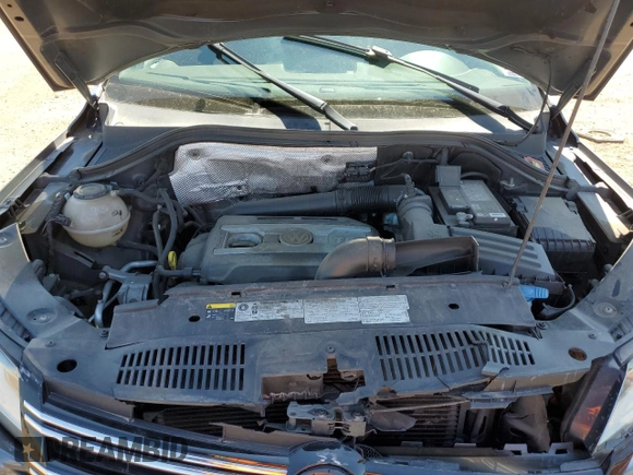 2017 Volkswagen Tiguan S with VIN WVGBV7AX6HK046412, listed as a Copart auction lot 57404245 with 75,881 mi miles and Salvage title. Bid and sale history available at DreamBid. Image 12.