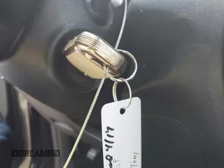 2021 Kia Sorento LX z VIN 5XYRG4LC5MG051378, wystawiony jako IAAI lot #42074038 z przebiegiem 101 678 mil mil oraz . Historia ofert i sprzedaży dostępna na DreamBid. Obrazek 11.