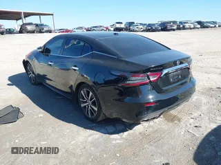 2019 Nissan Maxima Platinum z VIN 1N4AA6AV0KC365901, wystawiony jako IAAI lot #41473793 z przebiegiem 137 772 mil mil oraz . Historia ofert i sprzedaży dostępna na DreamBid. Obrazek 3.