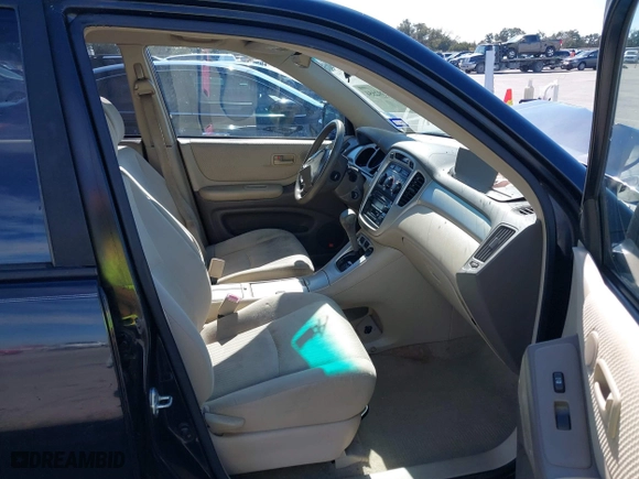 2006 Toyota Highlander with VIN JTEGP21A560111287, listed as a IAAI auction lot 41392554 with 171,024 mi miles. Bid and sale history available at carsss.com. Image 5.