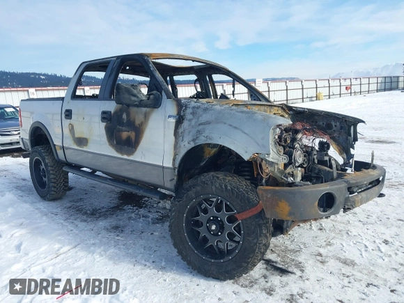 2008 Ford F-150 XLT with VIN 1FTPW14588KB21044, listed as a IAAI auction lot 41528784 with 1 mi miles. Bid and sale history available at carsss.com. Image 1.