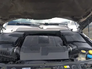 2013 Land Rover Range Rover Sport HSE Lux с VIN SALSK2D43DA760864, выставлен на аукционе IAAI как лот 42324731 с пробегом 98 514 миль миль и . История ставок и продаж доступна на DreamBid. Изображение 10.