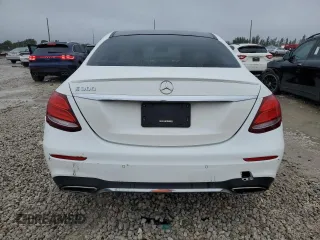 2019 Mercedes-Benz E-Class E 300 with VIN WDDZF4JB1KA613597, listed as a Copart auction lot 41801775 with 130,480 mi miles and Clean Title. Bid and sale history available at carsss.com. Image 6.