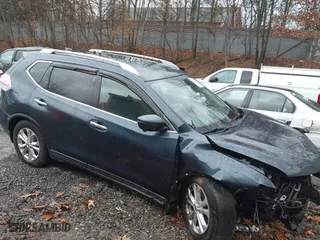 2016 Nissan Rogue S with VIN KNMAT2MV3GP682192, listed as a IAAI auction lot 41211416 with 96,111 mi miles. Bid and sale history available at carsss.com. Image 14.