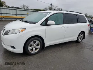2017 Toyota Sienna LE Auto Access Seat с VIN 5TDKZ3DC4HS840442, выставлен на аукционе Copart как лот 52109575 с пробегом 124 257 миль миль и На запчасти • Non repairable. История ставок и продаж доступна на DreamBid. Изображение 1.