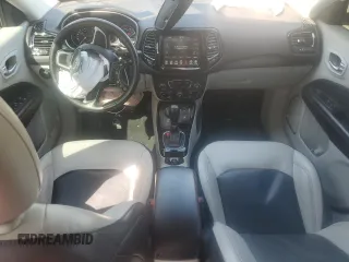 2019 Jeep Compass Limited с VIN 3C4NJDCB5KT693452, выставлен на аукционе Copart как лот 54512635 с пробегом 95 973 миль миль и Списание • Salvage title. История ставок и продаж доступна на DreamBid. Изображение 8.