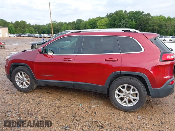 2017 Jeep Cherokee Latitude z VIN 1C4PJLCB2HW642335, wystawiony jako IAAI lot #42468776 z przebiegiem 147 126 mil mil oraz . Historia ofert i sprzedaży dostępna na DreamBid. Obrazek 14.