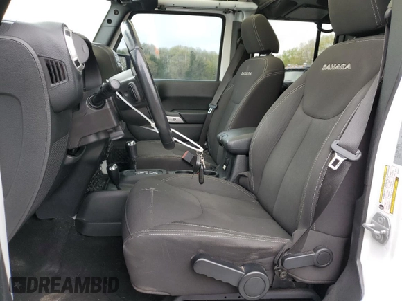 2018 Jeep Wrangler Unlimited Sahara with VIN 1C4HJWEG4JL922375, listed as a Copart auction lot 55333765 with 111,986 mi miles and Salvage title. Bid and sale history available at DreamBid. Image 7.