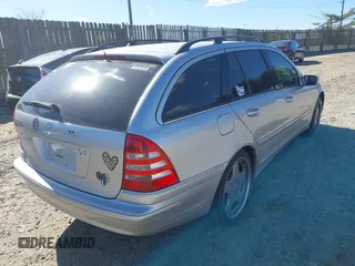 2005 Mercedes-Benz C 240 with VIN WDBRH61J15F635726, listed as a IAAI auction lot 41887674 with 200,766 mi miles and . Bid and sale history available at DreamBid. Image 4.