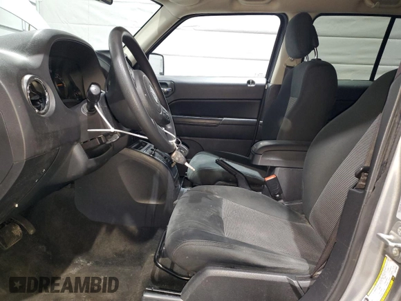 2016 Jeep Patriot Sport with VIN 1C4NJRBB4GD579650, listed as a Copart auction lot 52540445 with 141,912 mi miles and Salvage title. Bid and sale history available at DreamBid. Image 7.