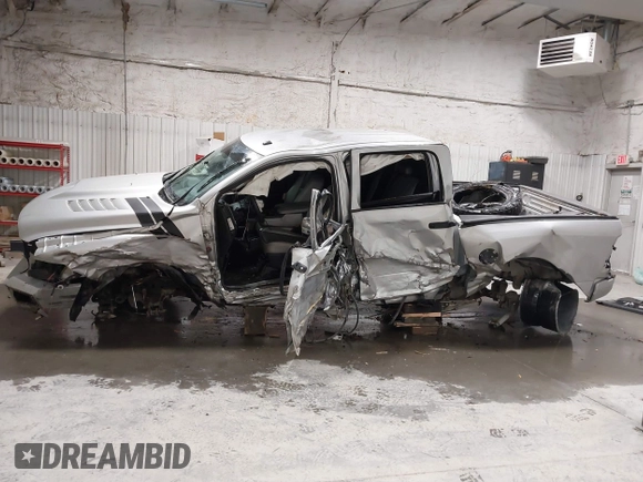 2014 Ram 1500 Express with VIN 3C6RR7KT9EG211320, listed as a IAAI auction lot 41493453 with 39,999 mi miles. Bid and sale history available at carsss.com. Image 15.