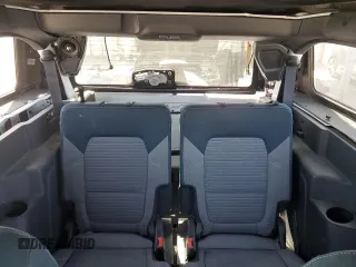 2022 Ford Bronco z VIN 1FMDE5AHXNLB15534, wystawiony jako Copart lot #55358795 z przebiegiem 45 730 mil mil oraz Szkoda całkowita • Salvage title. Historia ofert i sprzedaży dostępna na DreamBid. Obrazek 10.