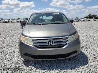 2013 Honda Odyssey LX with VIN 5FNRL5H26DB030757, listed as a Copart auction lot 51913635 with 104,654 mi miles and Salvage Title. Bid and sale history available at carsss.com. Image 5.