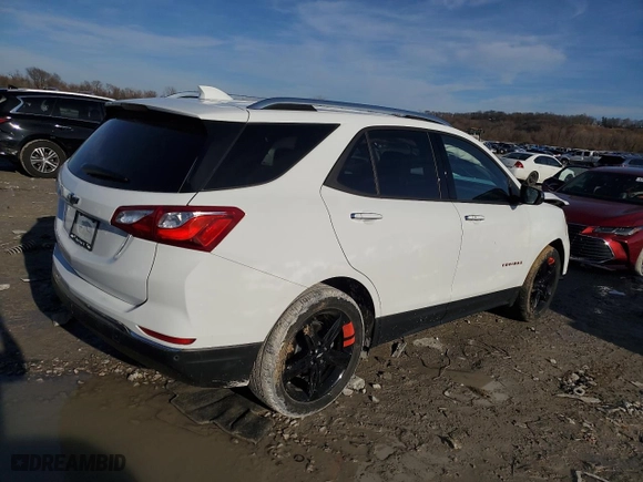 2020 Chevrolet Equinox Premier with VIN 2GNAXNEV8L6215369, listed as a Copart auction lot 43782555 with 28,319 mi miles and Salvage Title. Bid and sale history available at carsss.com. Image 3.