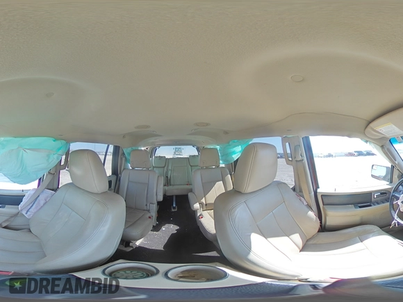 2016 Ford Expedition XLT с VIN 1FMJU1HTXGEF32944, выставлен на аукционе Copart как лот 48763125 с пробегом Не указан миль и Списание • Salvage title. История ставок и продаж доступна на DreamBid. Изображение 14.