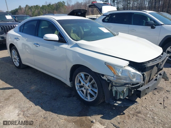 2011 Nissan Maxima 3.5 S with VIN 1N4AA5AP4BC853566, listed as a IAAI auction lot 41779190 with 143,062 mi miles. Bid and sale history available at carsss.com. Image 1.