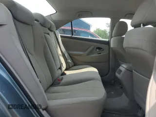2008 Toyota Camry LE z VIN 4T1BE46KX8U752508, wystawiony jako Copart lot #59960155 z przebiegiem 123 083 mil mil oraz Czysty tytuł • Clean title. Historia ofert i sprzedaży dostępna na DreamBid. Obrazek 10.
