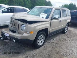 2017 Jeep Patriot Sport SE z VIN 1C4NJRBB7HD179745, wystawiony jako IAAI lot #42123308 z przebiegiem 100 255 mil mil oraz . Historia ofert i sprzedaży dostępna na DreamBid. Obrazek 22.