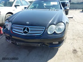 2005 Mercedes-Benz SL-Class 5.5L AMG with VIN WDBSK74F35F103586, listed as a IAAI auction lot 41958469 with 1 mi miles. Bid and sale history available at carsss.com. Image 6.