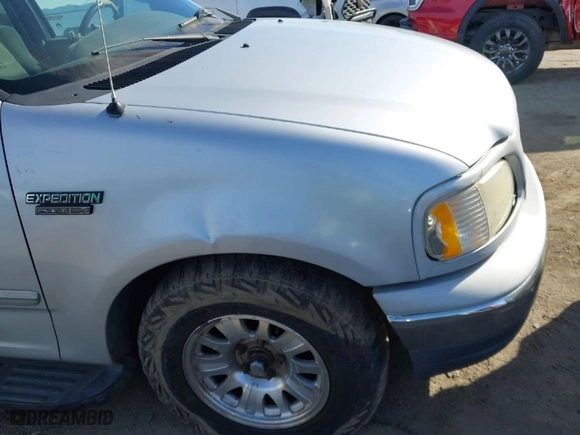 2001 Ford F-150 SuperCrew XLT with VIN 1FTRW07L11KB56494, listed as a IAAI auction lot 41623355 with 240,410 mi miles. Bid and sale history available at carsss.com. Image 6.