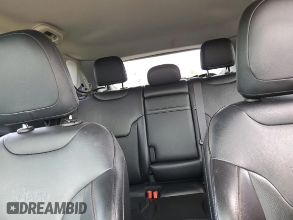2020 Jeep Compass Limited z VIN 3C4NJDCB4LT137148, wystawiony jako Copart lot #59091465 z przebiegiem 48 117 mil mil oraz Szkoda całkowita • Salvage title. Historia ofert i sprzedaży dostępna na DreamBid. Obrazek 10.