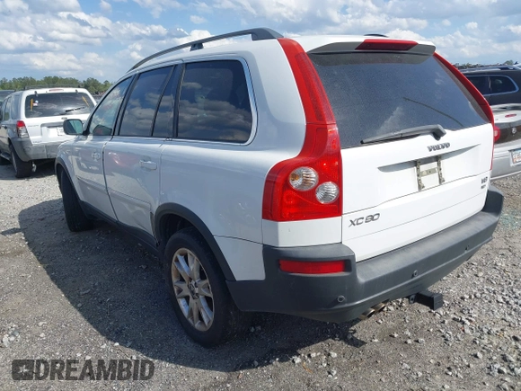 2005 Volvo XC90 with VIN YV1CZ852151197686, listed as a IAAI auction lot 41993202 with 1 mi miles. Bid and sale history available at carsss.com. Image 3.