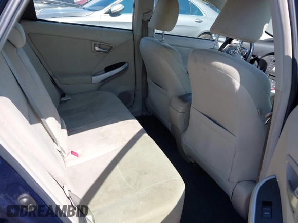 2012 Toyota Prius One z VIN JTDKN3DU8C1515819, wystawiony jako IAAI lot #42472265 z przebiegiem Nie podano mil oraz . Historia ofert i sprzedaży dostępna na DreamBid. Obrazek 8.