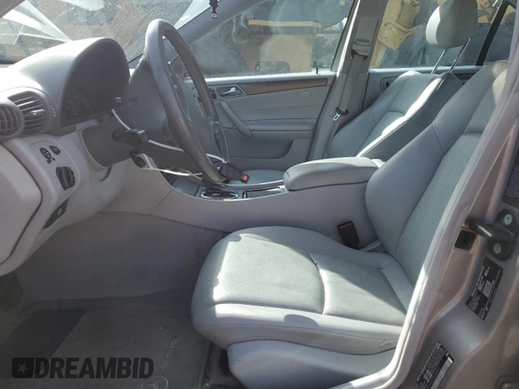 2003 Mercedes-Benz C 320 with VIN WDBRF64J53F440632, listed as a Copart auction lot 71250234 with 112,845 mi miles and Salvage Title. Bid and sale history available at DreamBid. Image 7.