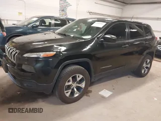 2015 Jeep Cherokee Sport z VIN 1C4PJMAB8FW764171, wystawiony jako IAAI lot #42460585 z przebiegiem 204 179 mil mil oraz . Historia ofert i sprzedaży dostępna na DreamBid. Obrazek 17.