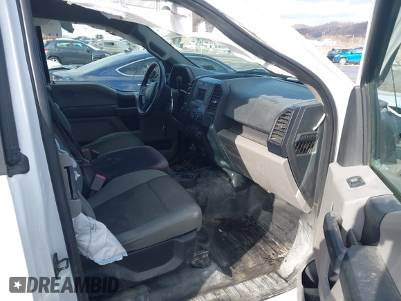 2017 Ford F-150 XL with VIN 1FTFX1EF9HFC85427, listed as a IAAI auction lot 41595903 with 176,235 mi miles. Bid and sale history available at carsss.com. Image 5.
