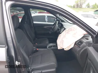 2021 Honda Passport Sport с VIN 5FNYF8H26MB032206, выставлен на аукционе IAAI как лот 42282932 с пробегом 18 952 миль миль и . История ставок и продаж доступна на DreamBid. Изображение 5.
