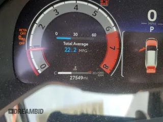 2023 Toyota Highlander L z VIN 5TDKDRAH3PS018604, wystawiony jako Copart lot #54381385 z przebiegiem 27 549 mil mil oraz Szkoda całkowita • Salvage title. Historia ofert i sprzedaży dostępna na DreamBid. Obrazek 9.