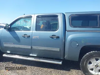 2013 Chevrolet Silverado 1500 LT with VIN 3GCPKSE77DG172991, listed as a IAAI auction lot 41631530 with 155,839 mi miles. Bid and sale history available at carsss.com. Image 6.
