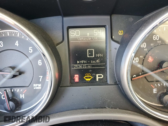 2013 Jeep Grand Cherokee Laredo with VIN 1C4RJEAG6DC561496, listed as a Copart auction lot 45977855 with 253,615 mi miles and Salvage Title. Bid and sale history available at carsss.com. Image 9.