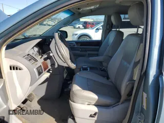 2009 Chrysler Town & Country Touring with VIN 2A8HR54X99R640099, listed as a Copart auction lot 46584725 with 216,881 mi miles and Salvage Title. Bid and sale history available at DreamBid. Image 7.