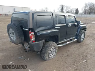2008 Hummer H3 SUV with VIN 5GTEN13E288105892, listed as a IAAI auction lot 41812651 with 217,426 mi miles. Bid and sale history available at carsss.com. Image 4.