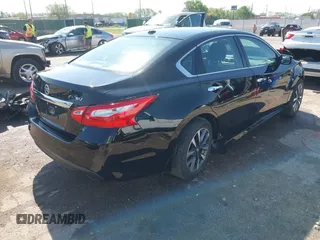 2016 Nissan Altima SR z VIN 1N4AL3AP8GC292164, wystawiony jako IAAI lot #42053545 z przebiegiem 99 743 mil mil oraz . Historia ofert i sprzedaży dostępna na DreamBid. Obrazek 4.