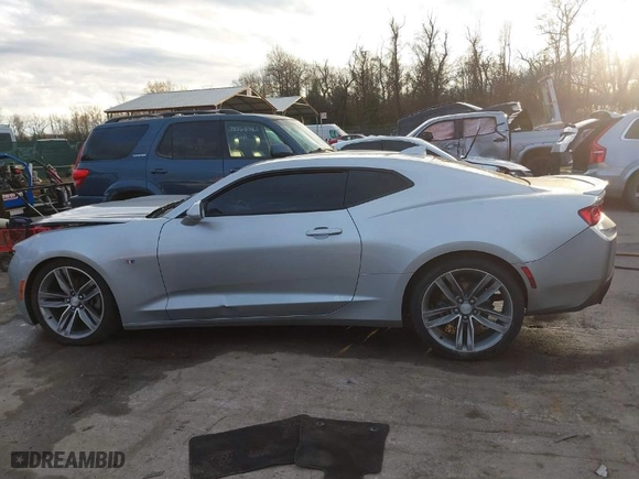 2018 Chevrolet Camaro 1LT with VIN 1G1FB1RS8J0115115, listed as a IAAI auction lot 41207976 with NaN miles. Bid and sale history available at carsss.com. Image 14.