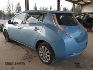 2015 Nissan LEAF SV with VIN 1N4AZ0CP3FC332529, listed as a IAAI auction lot 41760939 with 60,503 mi miles. Bid and sale history available at carsss.com. Image 3.
