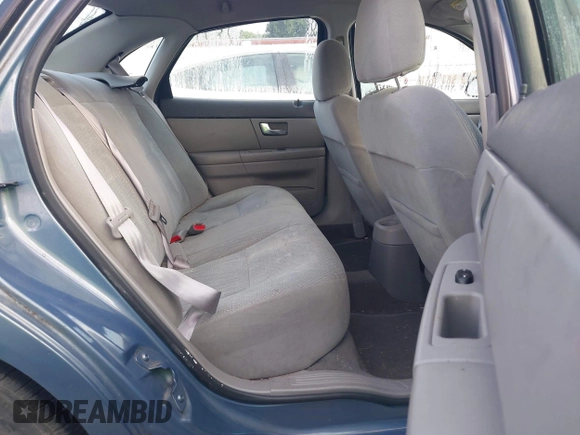 2001 Ford Taurus LX with VIN 1FAFP52U01A177636, listed as a IAAI auction lot 42494866 with 71,718 mi miles and . Bid and sale history available at DreamBid. Image 8.