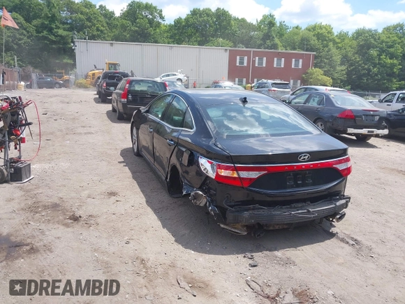 2012 Hyundai Azera with VIN KMHFG4JG2CA133104, listed as a IAAI auction lot 42562933 with Not provided miles and . Bid and sale history available at DreamBid. Image 3.