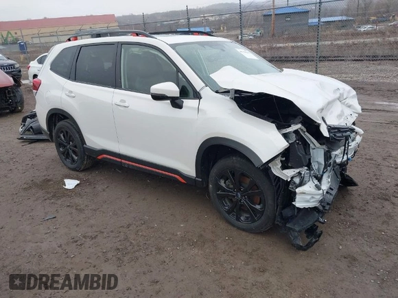 2024 Subaru Forester Sport with VIN JF2SKAGC4RH513972, listed as a IAAI auction lot 41701045 with 29,495 mi miles. Bid and sale history available at carsss.com. Image 1.