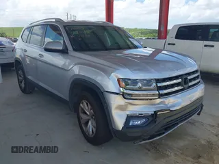 2018 Volkswagen Atlas SE with VIN 1V2CR2CA7JC539460, listed as a IAAI auction lot 42503199 with 96,032 mi miles and . Bid and sale history available at DreamBid. Image 1.