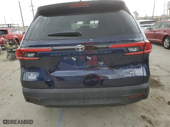 2024 Toyota Grand Highlander XLE with VIN 5TDAAAA52RS002327, listed as a Copart auction lot 53484595 with 56,265 mi miles and Salvage Title. Bid and sale history available at carsss.com. Image 6.