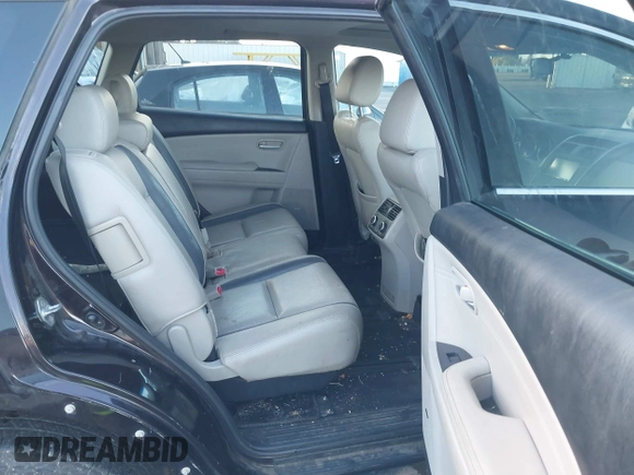 2008 Mazda CX-9 Grand Touring with VIN JM3TB38A280163645, listed as a IAAI auction lot 40931904 with 190,005 mi miles and . Bid and sale history available at DreamBid. Image 8.