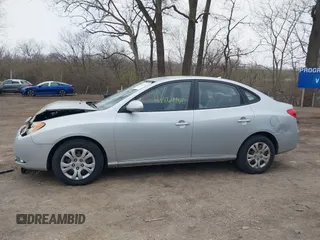 2010 Hyundai Elantra GLS z VIN KMHDU4AD0AU016204, wystawiony jako IAAI lot #41864460 z przebiegiem 176 390 mil mil oraz . Historia ofert i sprzedaży dostępna na DreamBid. Obrazek 14.