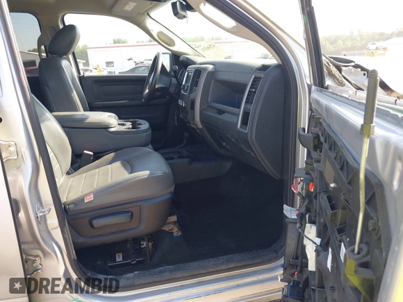 2016 Ram 2500 Tradesman с VIN 3C6UR5CJ6GG124540, выставлен на аукционе IAAI как лот 42546331 с пробегом 178 840 миль миль и . История ставок и продаж доступна на DreamBid. Изображение 5.