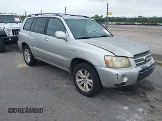 2006 Toyota Highlander z VIN JTEDW21A360011324, wystawiony jako IAAI lot #42175259 z przebiegiem 202 975 mil mil oraz . Historia ofert i sprzedaży dostępna na DreamBid. Obrazek 1.