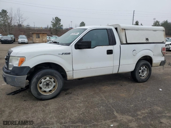 2014 Ford F-150 XL with VIN 1FTMF1CM5EKD83482, listed as a Copart auction lot 43123885 with 0 mi miles and Salvage Title. Bid and sale history available at carsss.com. Image 1.